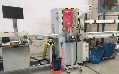 Пила для резки с V-образным вырезом и упором длины ЧПУ DV-420